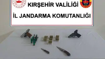 Kırşehir'de ruhsatsız silah operasyonu : 2 tabanca ve 167 fişek ele geçirildi