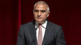 Bakan Ersoy 'Mazimizin Bekçisi Ahmet Süheyl Ünver Sergisi' açılışında