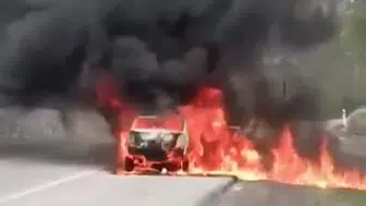 Kırklareli'de seyir halindeki otomobil alev topuna döndü