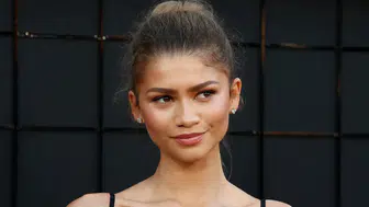 Zendaya'dan romantik jest! Kalbinin üzerine dövme yaptırdı