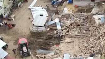 Kastamonu'da fırtınada ahır çöktü : 4 büyükbaş hayvan telef oldu