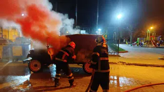 Bilecik'te seyir halindeki otomobil alev aldı