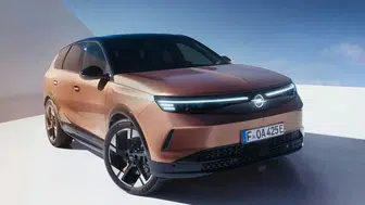 Yeni Opel Grandland Elektrik AWD Türkiye’de : Fiyatı ne kadar ve menzili kaç km?