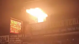 Diyarbakır Kayapınar’da lokanta yangını : İş yerinde büyük çapta hasar oluştu