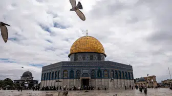 Mescid-i Aksa 41 gün sonra ibadete açıldı