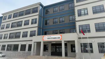 Mersin'de bir lise öğrencisi silahla yakalandı