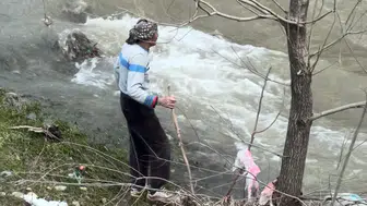 Hakkari'de 8 yaşındaki çocuk dereye düştü