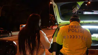 Kadıköy'de derbi sevinci trafik çevirmesinde son buldu