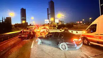Maltepe'de zincirleme trafik kazası : 1'i ağır 4 yaralı