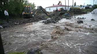 Yemen'de sele kapılan 3 çocuktan acı haber geldi