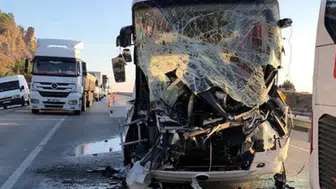 Aksaray'da yolcu otobüsü devrildi : Çok sayıda yaralı var