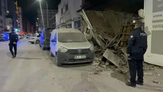 Eskişehir Odunpazarı'nda metruk iş yeri yıkıldı