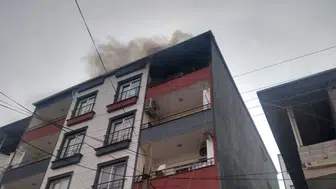 Hatay Kırıkhan'da apartman dairesi alevlere teslim oldu