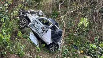 Ordu'da otomobil yamaçtan yuvarlandı : Baba ve kızı öldü
