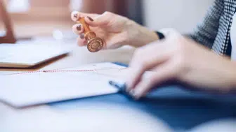 23 Nisan'da noterler açık mı, çalışıyor mu? Perşembe günü nöbetçi noterler var mı?