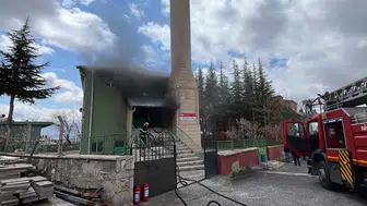Niğde'de cami yangını ekipleri alarma geçirdi