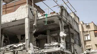 İran’dan Tel Aviv’e misilleme : 5 şehirde 15 noktaya füze parçaları düştü