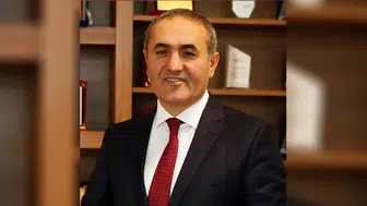 Vehbi Orakçı Kimdir ve Siyasi Kariyeri Nasıldır?