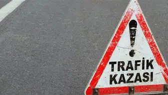 Sakarya'da bir araç önce bariyerlere sonra otoyol çalışanlarına çarptı : 1'i ağır 3 yaralı