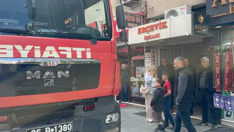 Eskişehir’de iş hanında duman paniği