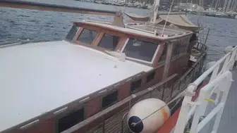 Bodrum'da su alan 17 metrelik tekne batmaktan kurtarıldı : 3 kişi tahliye edildi