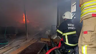 Hatay Yayladağı'nda müstakil evde yangın