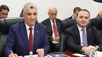 Ticaret Bakanı Ömer Bolat, Kosova'da