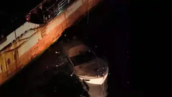 Haydarpaşa Limanı'nda tekne, gemiye çarptı