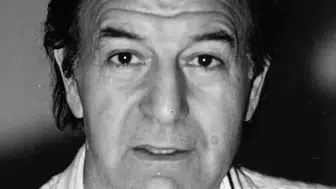 Demiray Erül kimdir? Türk Tiyatro ve Sinema Dünyasının Unutulmaz İsimlerinden Biri