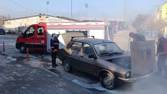 Kütahya Tavşanlı'da seyir halindeki araç yandı