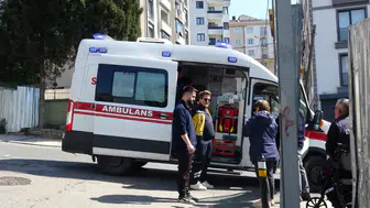 Tuzla'da bina yangını : Giriş katı kullanılamaz hale geldi