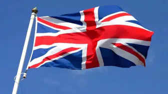 Londra'da genç sürücü aracıyla yayaların arasına daldı