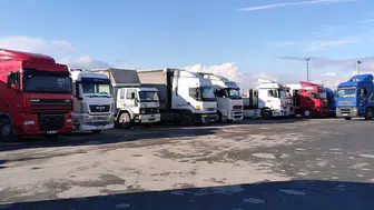 Tırdan 7 ton tütün ve binlerce kaçak sigara ele geçirildi