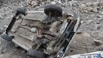 Gaziantep'te kaza : Otomobil dere yatağına uçtu