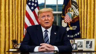 Trump : İran'ın ekonomisi çöktü, pes etmek zorundalar