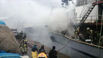 İstanbul Sarıyer'de yangın paniği : Tekne alev aldı