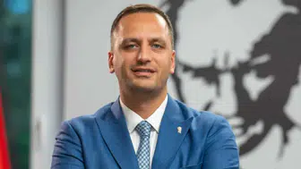 Bornova Belediye Başkanı Ömer Eşki kimdir? Neden gözaltına alındı?