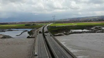 Batman'da sağanak etkisi : Yol çöktü, ulaşım kapatıldı