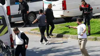 İstanbul İsrail Konsolosluğu önünde çatışma : Siyasilerden tepkiler