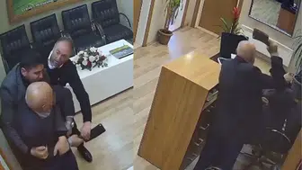 Belediye binasında kan donduran saldırı : Belediye çalışanının başına satırla vurdu