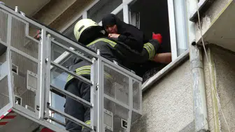 Konya’da yangın paniği : 5’i çocuk 8 kişi ekiplerce kurtarıldı