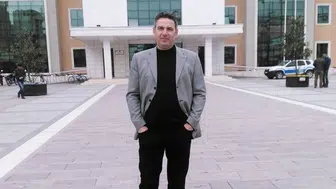 CHP'li Meclis Üyesi gözaltına alındı : Ablasını darbettiği iddiasıyla ev hapsi aldı