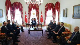 Cumhurbaşkanı Erdoğan, Adnan Menderes ve dava arkadaşlarının ailelerini kabul etti