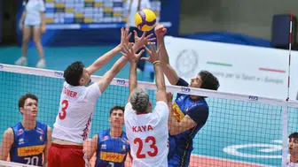 A Milli Erkek Voleybol Takımı, İtalya'ya 3-0 yenildi