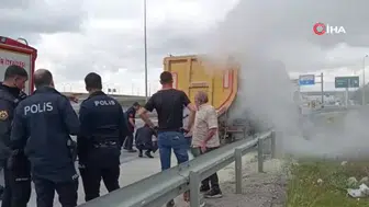 Kayseri'de tırın lastiklerinde yangın çıktı