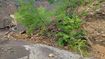 Kastamonu'da heyelan : 5 köye ulaşımın sağlandığı yol kapandı