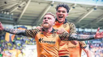 Play-off'ta Hull City sahnede