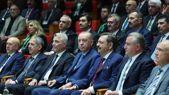 Bakan Bolat TOBB Hizmet Şeref Belgesi ve Plaket Takdim Töreni’ne katıldı