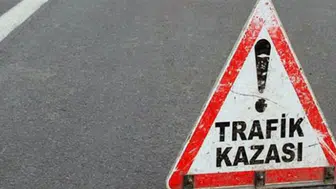 Avcılar'da kaza : Motosikletli bariyerlere sıkıştı