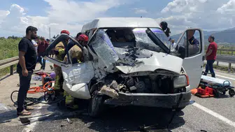 Manisa'da trafik kazası : 1 ölü, 3 yaralı